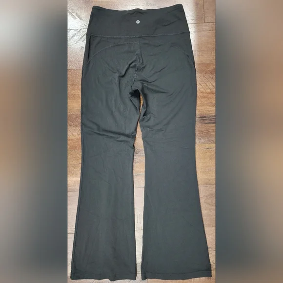 Lululemon Groove Super-HR Flared Pant Nulu, Size 12 - Picture 2 of 8